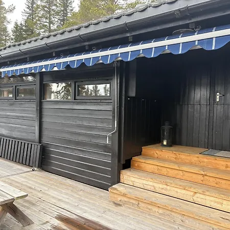Al-hytte I Snertingdal Pa Solrik Tomt Med Suveren Beliggenhet