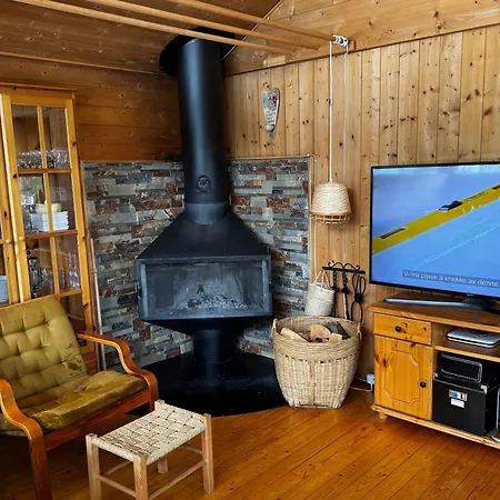 Holiday home Al-hytte I Snertingdal Pa Solrik Tomt Med Suveren Beliggenhet *